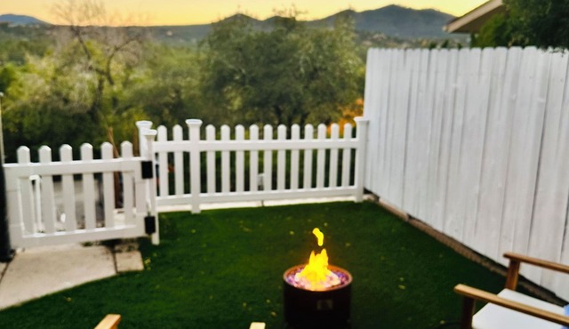 Quiet Mountain Hideaway - 1.5 Miles from Downtown