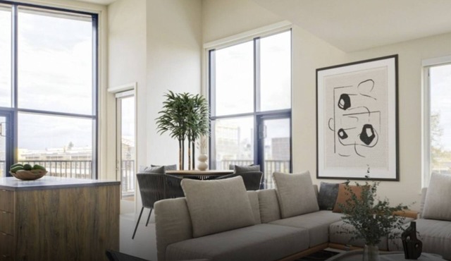 Relax in a 1BR Condo at Landsby with Hot Tub & Pool