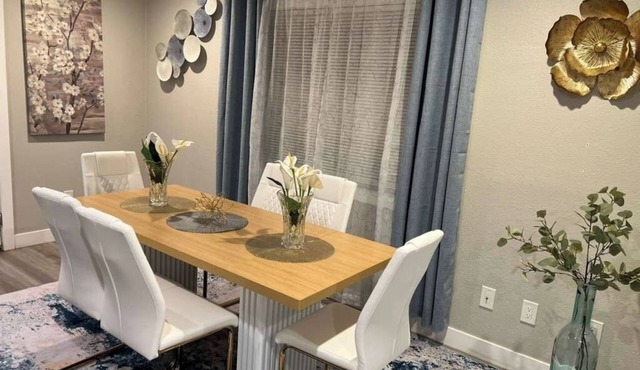 Rexview Dr 4BR 2BA | Near Zoo and Downtown SD