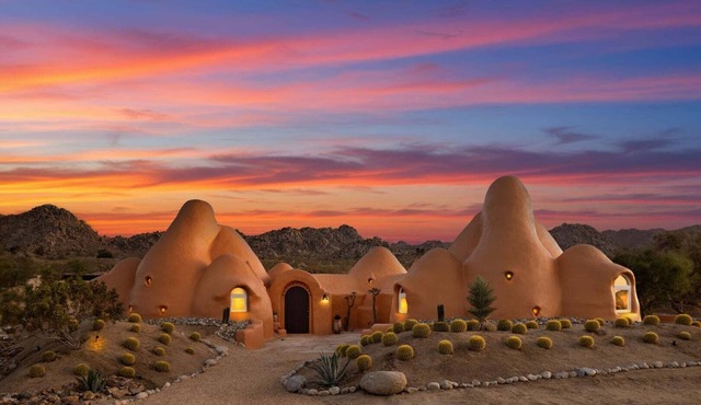 Sandora Domes - Architectural Retreat Near National Park