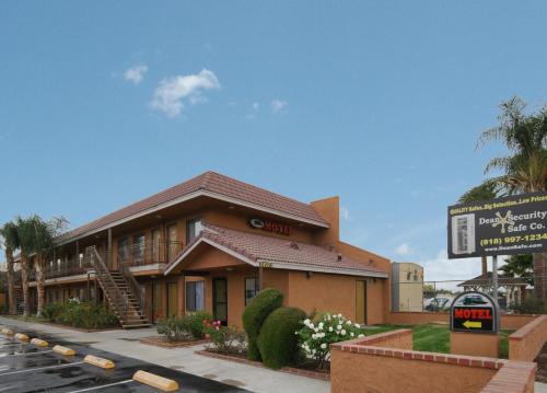 Santa Clarita Motel - Near six Flags Magic Mountain - Valencia