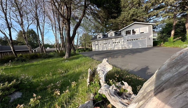 "Sea Song": Ocean Views, 2BD*, Ping Pong, Foosball