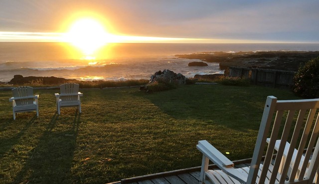 Seaside Cottage - Oceanfront