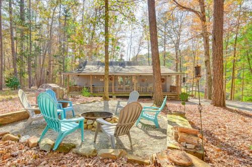 Secluded Hamilton Cabin Retreat w/Private Lake!
