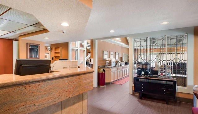 SenS Suites Livermore; SureStay Collection by Best Western