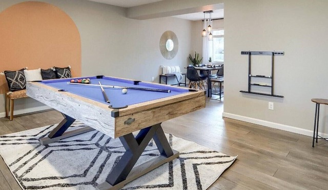 Spacious Rocky Mountain Home w/EPIC Bar, Pool Table, Game Rooms & more 5BR/4BA