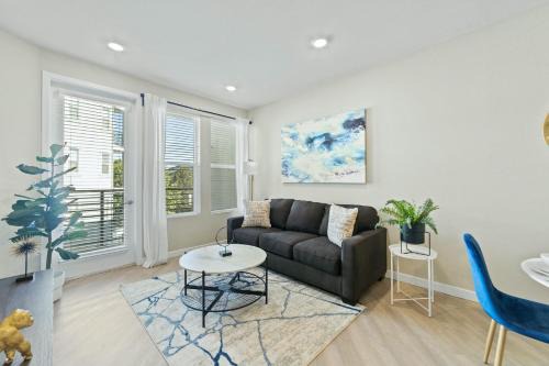 Sparks 1BR Water Views · Spring & Rooftop Patio