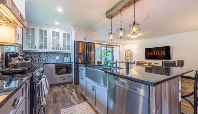 Stunning 4BD Home Near Sunset Beach - Patio - BBQ