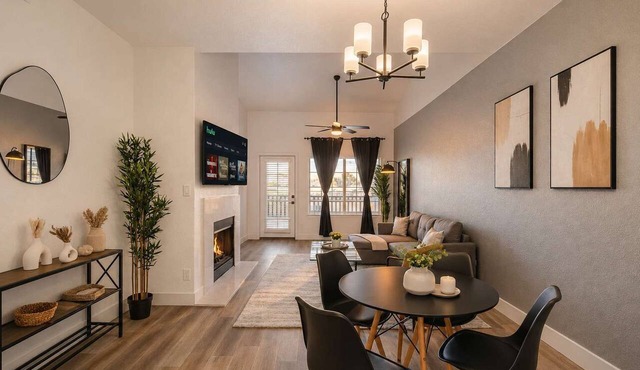 Stylish Getaway | Pool, Spa & Relaxing Balcony
