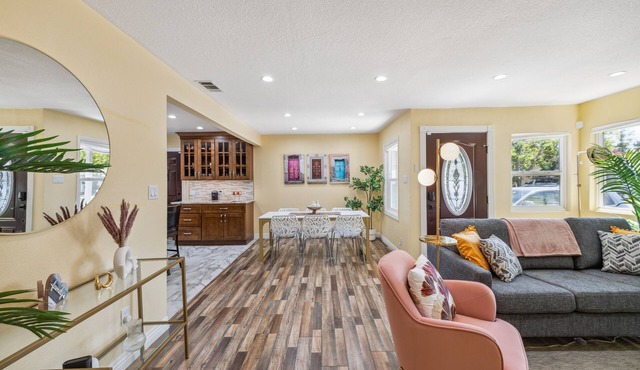Stylish Spacious Home with Private Pool