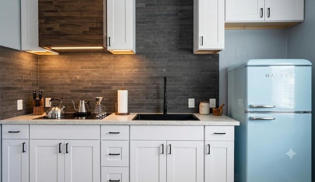 Stylish Studio in Oleander Close to Downtown