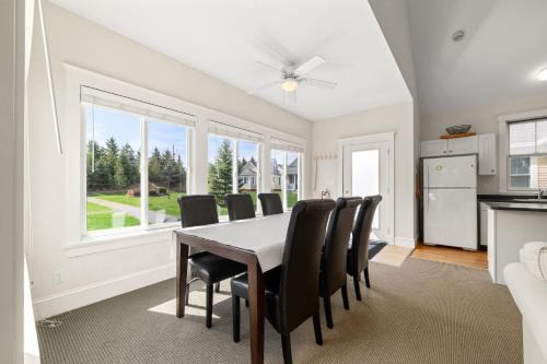 The Amberwing - 28 Meadow View
