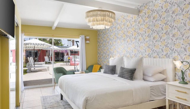 The Audrey Suite · Dog-Friendly Yard & Pool, PS