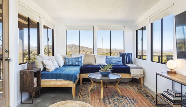 Twilight Terrace - Relax in style!
