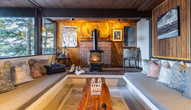 Walk to Palisades Tahoe + Pine Patio | Olympic Valley | Mt. Jola