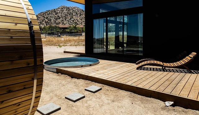 Walk to Pappy's Resin Tub Fireplace Plunge Pool