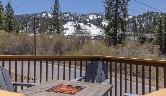 Walk to Ski Resort: Mtn-View Cabin w/Hot Tub!