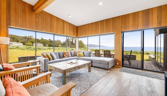 William Brunner-designed home with private hot tub, dogs welcome