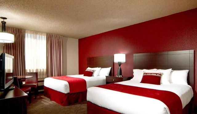 Your Exciting Laughlin Adventure Starts Here! 4 Modern Units, 6 Restaurants!