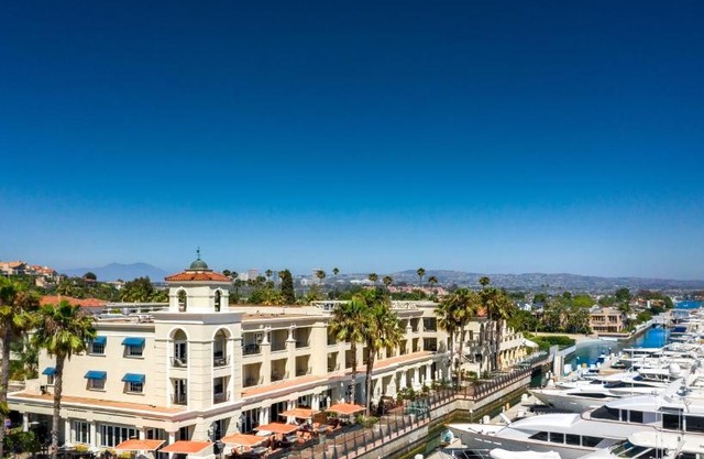 Balboa Bay Resort 