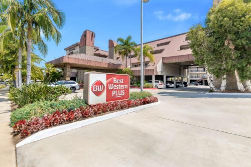 Irvine Spectrum Hotel 