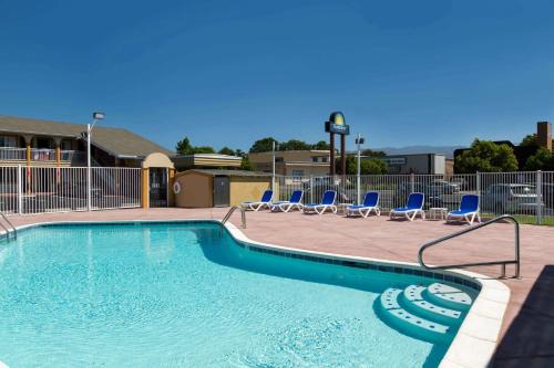 Days Inn 