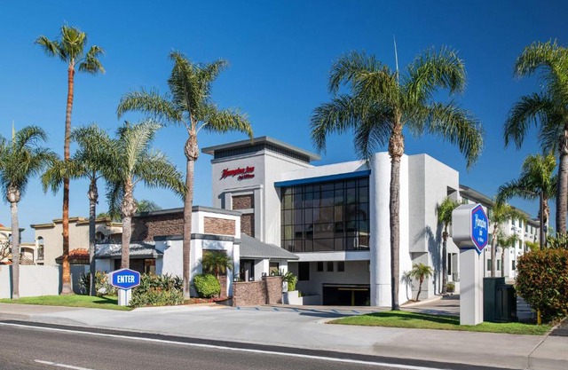 Holiday Inn Express Costa Mesa Ihg Hotel 