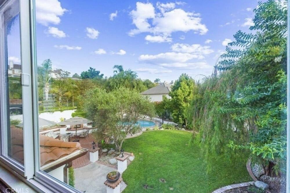 Coto de Caza House | Immaculate Spanish Hacienda Style Estate on large private lot!