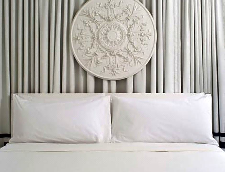 Photo of Bedroom in Historic Tennis Club