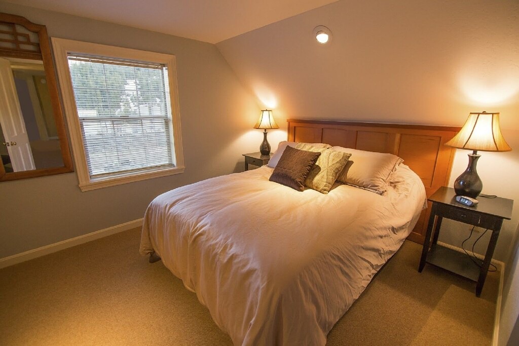 Photo of Bedroom in Downtown