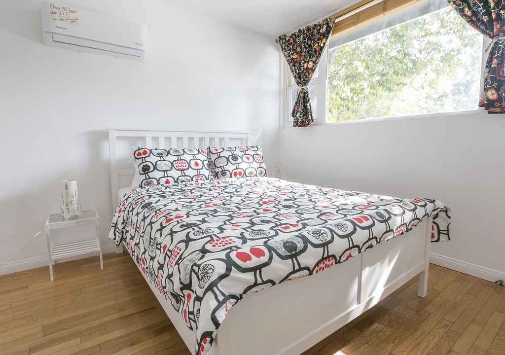 Photo of Bedroom in Silver Lake