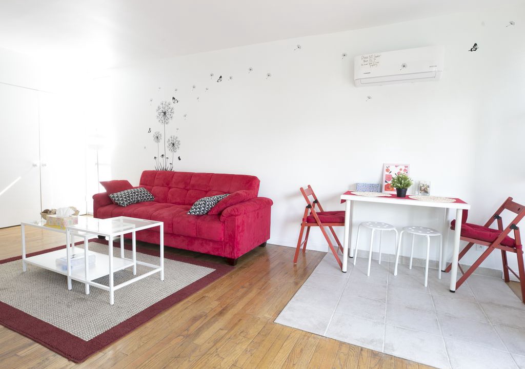 Photo of Livingroom in Silver Lake