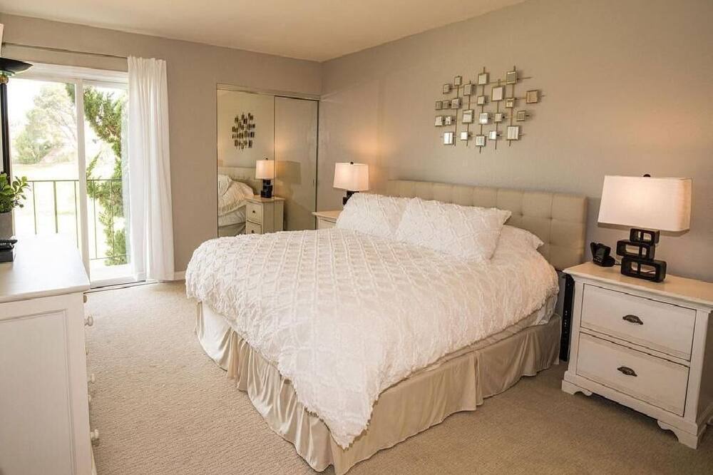 Photo of Bedroom in Rancho Bernardo