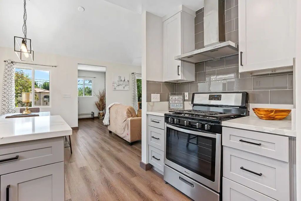 Photo of Kitchen in Altadena