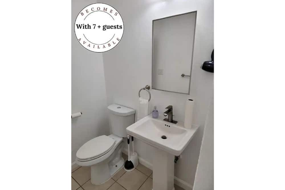 Photo of Bathroom in Stevinson