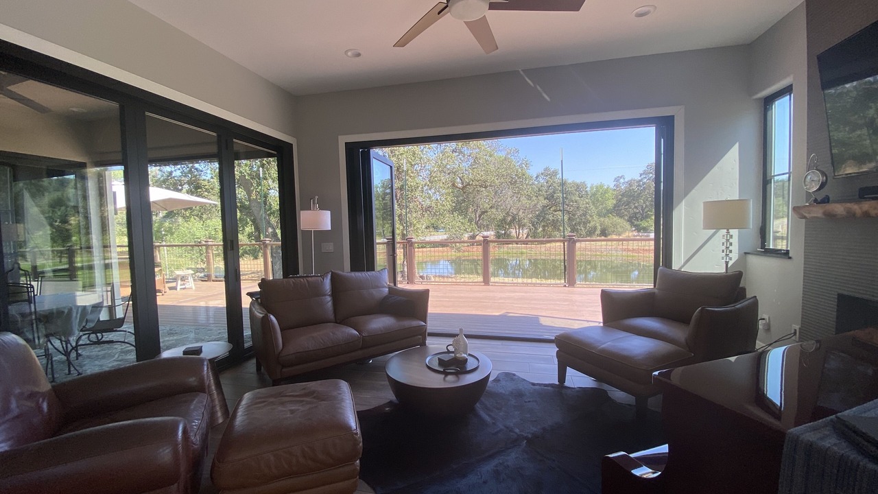 Photo of Livingroom in Cedar Ridge