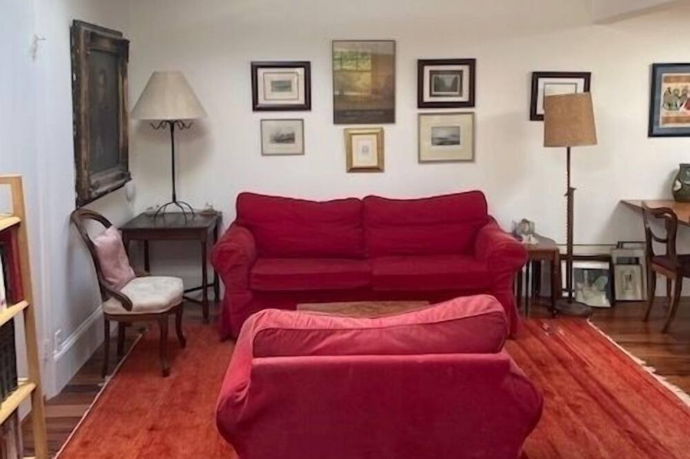 Photo of Livingroom in Point Reyes Station