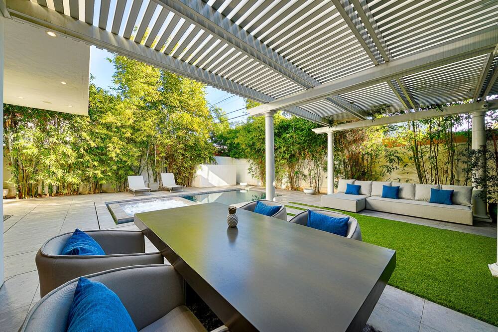 Photo of Outdoor in Los Angeles