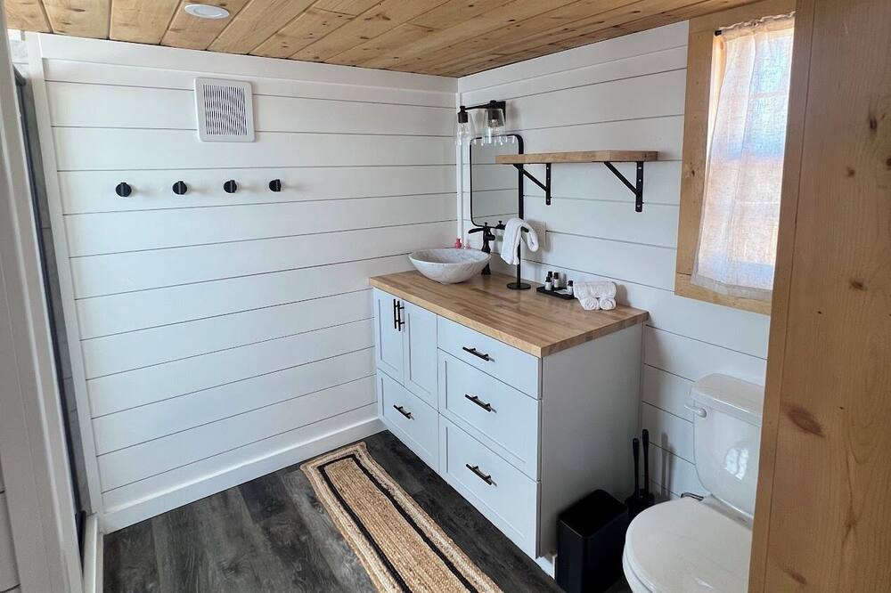 Photo of Bathroom in Fair Play