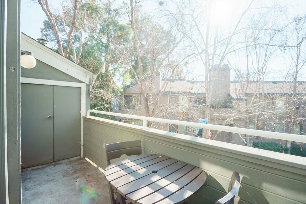 Photo of Outdoor in Newark