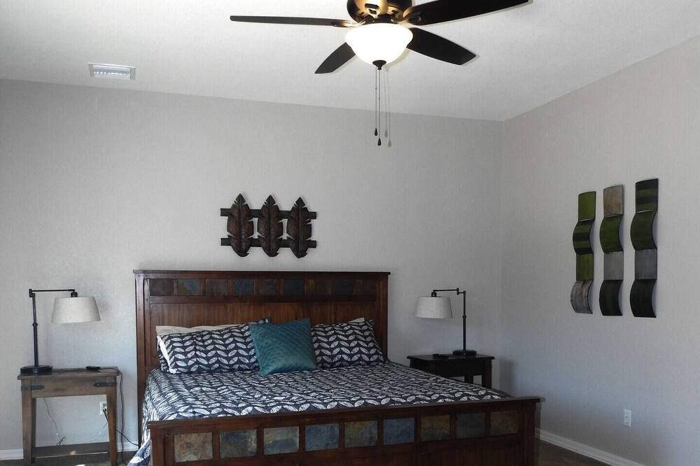 Photo of Bedroom in Mohave Valley