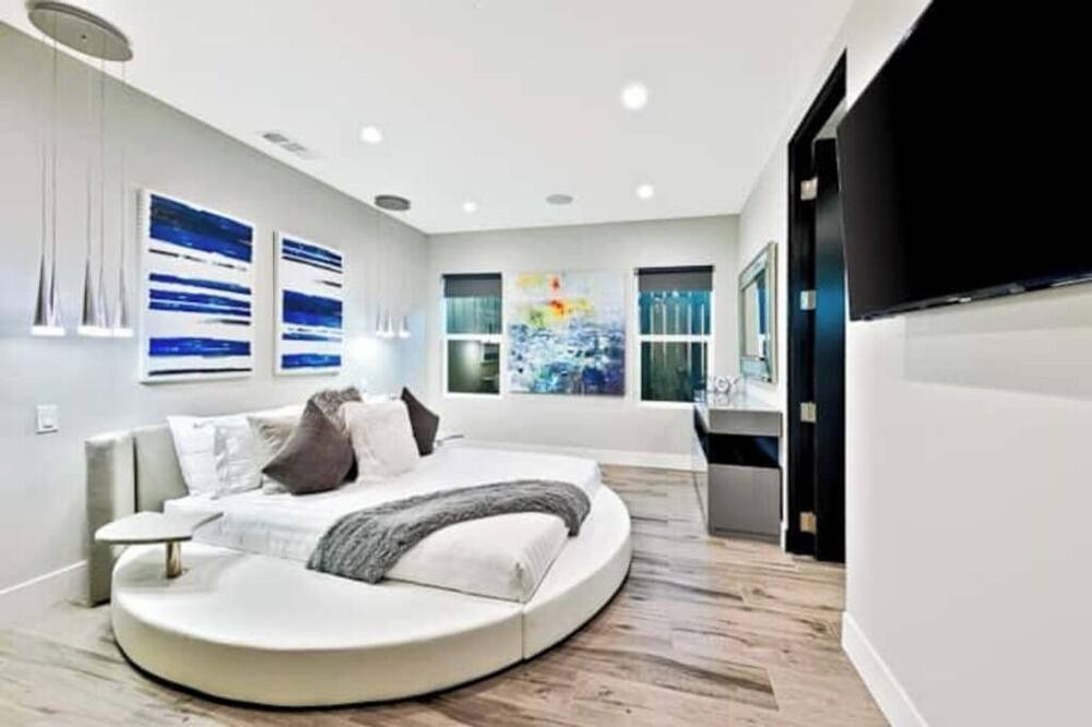 Photo of Bedroom in Faircrest Heights