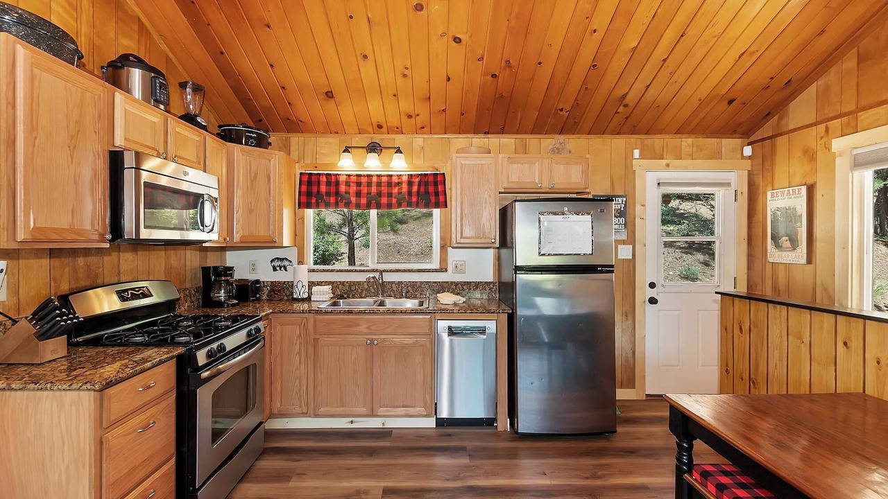 Photo of Kitchen in Upper Moonridge