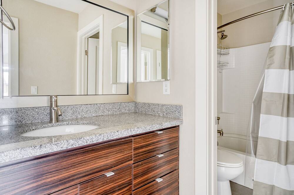 Photo of Bathroom in East San Mateo