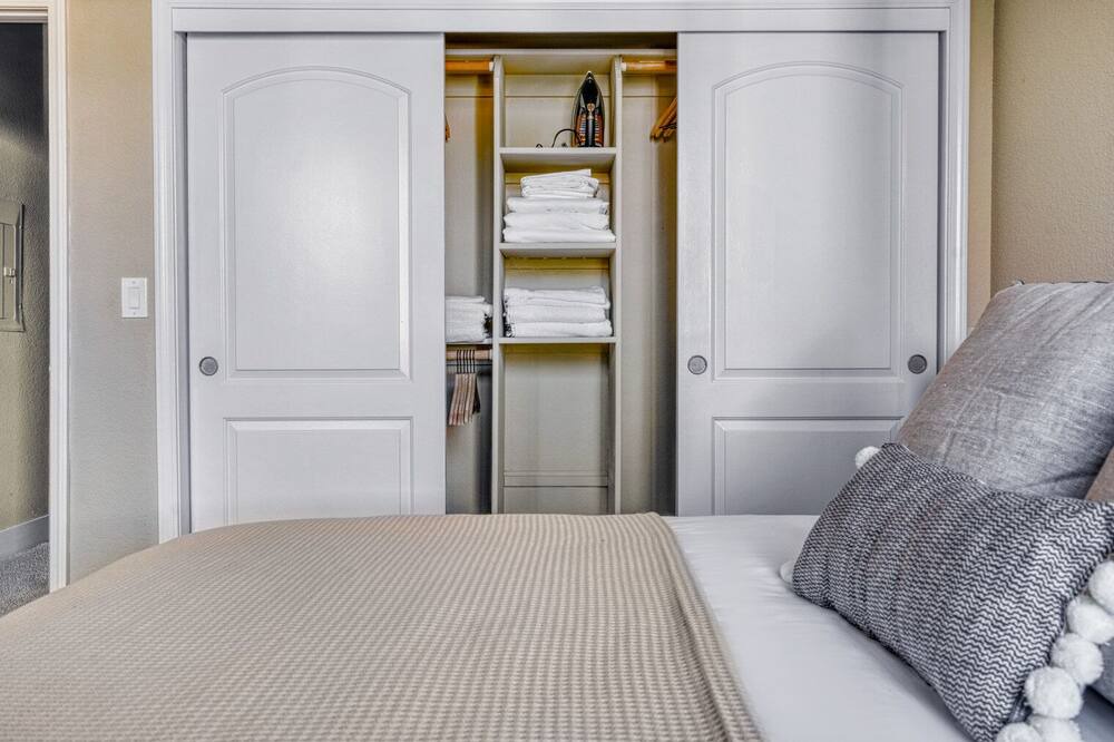 Photo of Bedroom in East San Mateo