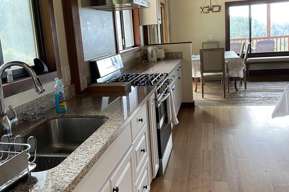 Photo of Kitchen in Garberville