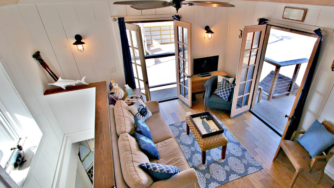 Photo of Livingroom in Hollywood Beach