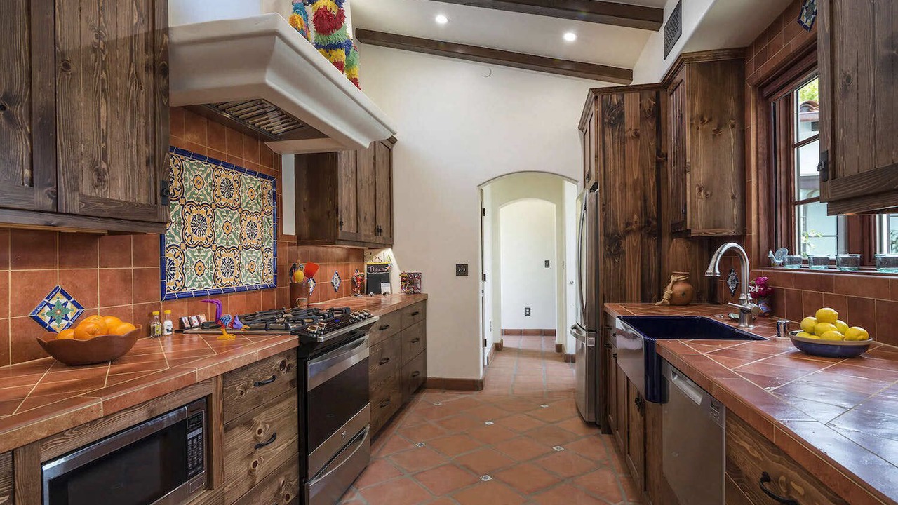 Photo of Kitchen in West Mesa