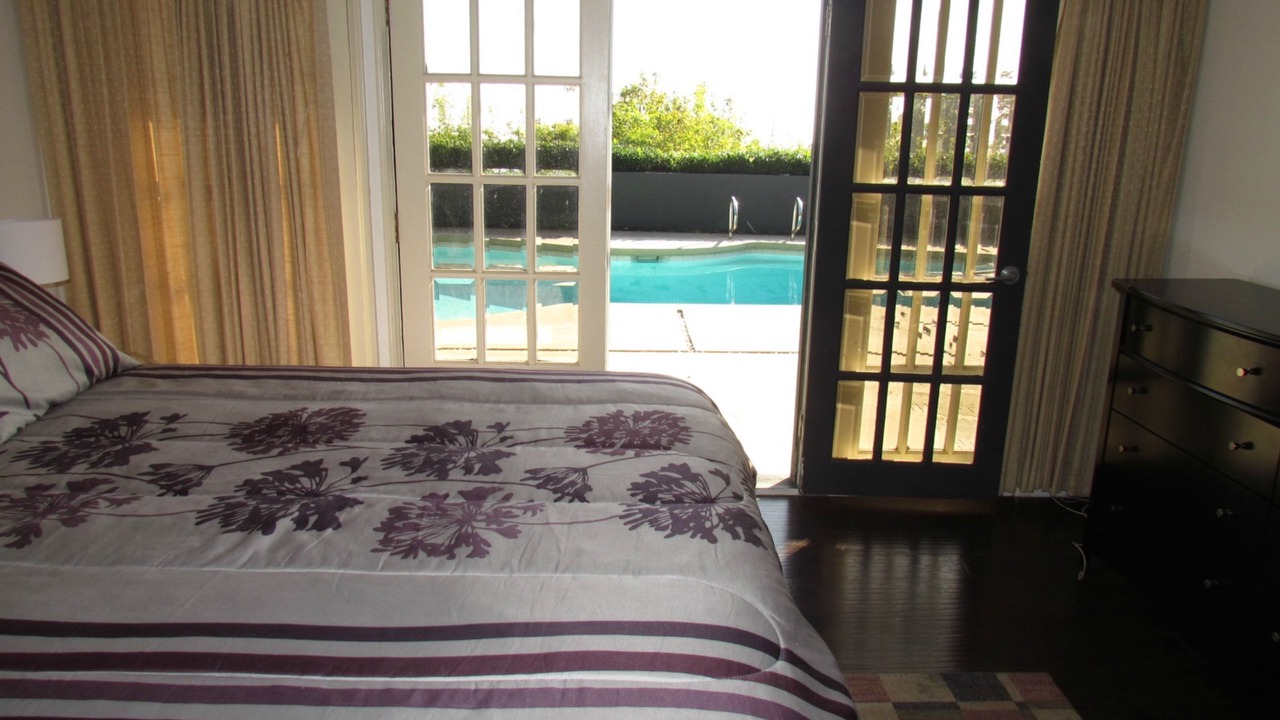 Photo of Bedroom in The Bird Streets
