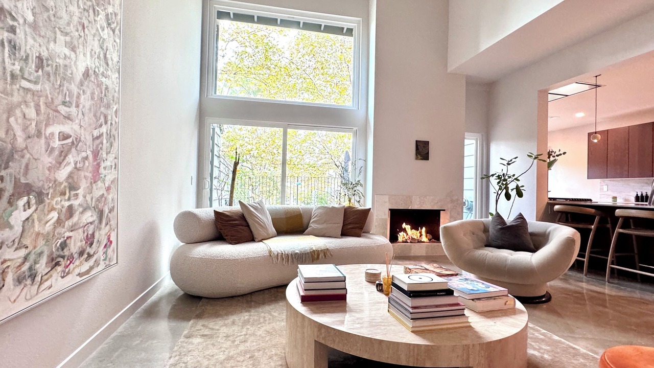 Photo of Livingroom in Thousand Oaks